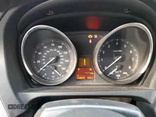 2014 BMW Z4 sDrive28i with VIN WBALL5C59EE717416, listed as a Copart auction lot 86678854 with 38,065 mi miles and Salvage Title. Bid and sale history available at carsss.com. Image 9.