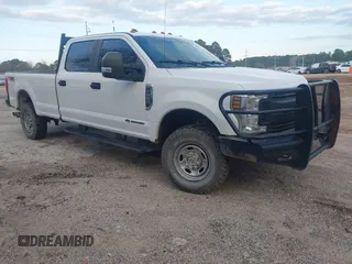 2018 Ford Super Duty F-250 SRW XL with VIN 1FT7W2BT8JEB42178, listed as a IAAI auction lot 41205643 with 196,238 mi miles. Bid and sale history available at carsss.com. Image 1.