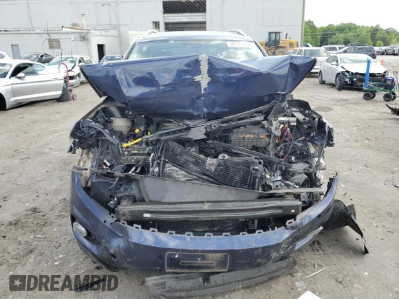 2016 Volkswagen Tiguan SEL with VIN WVGAV7AXXGW555809, listed as a Copart auction lot 55177805 with 40,676 mi miles and Salvage Title. Bid and sale history available at DreamBid. Image 5.