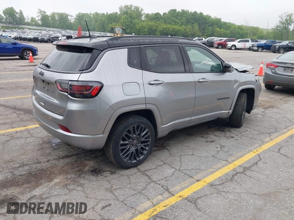 2022 Jeep Compass Limited with VIN 3C4NJDCB0NT108670, listed as a IAAI auction lot 42379451 with 42,170 mi miles and . Bid and sale history available at DreamBid. Image 4.