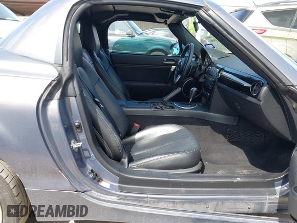 2008 Mazda MX-5 Miata Touring with VIN JM1NC26F580156079, listed as a IAAI auction lot 42543666 with 131,557 mi miles and . Bid and sale history available at DreamBid. Image 5.