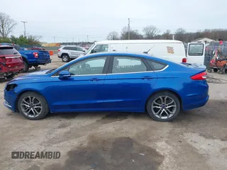 2017 Ford Fusion SE z VIN 3FA6P0H7XHR372552, wystawiony jako IAAI lot #41961909 z przebiegiem 139 199 mil mil oraz . Historia ofert i sprzedaży dostępna na DreamBid. Obrazek 14.