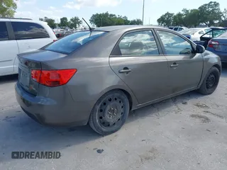 2012 Kia Forte EX with VIN KNAFU4A26C5586892, listed as a IAAI auction lot 41955870 with 170,364 mi miles. Bid and sale history available at carsss.com. Image 4.