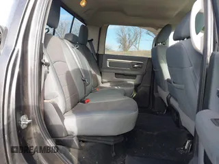 2018 Ram 2500 Big Horn with VIN 3C6UR5DJ8JG283615, listed as a IAAI auction lot 41276125 with 72,740 mi miles. Bid and sale history available at carsss.com. Image 8.