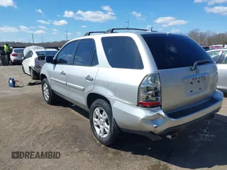 2005 Acura MDX Touring with VIN 2HNYD18945H517671, listed as a IAAI auction lot 41889240 with 275,116 mi miles. Bid and sale history available at carsss.com. Image 3.
