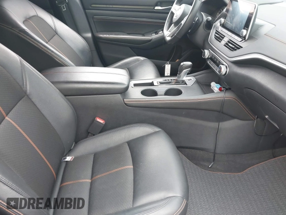 2022 Nissan Altima SR z VIN 1N4BL4CV8NN382308, wystawiony jako IAAI lot #42147379 z przebiegiem 38 225 mil mil oraz . Historia ofert i sprzedaży dostępna na DreamBid. Obrazek 5.