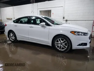 2013 Ford Fusion SE with VIN 3FA6P0HR2DR175385, listed as a Copart auction lot 60716435 with 124,837 mi miles and Clean title. Bid and sale history available at DreamBid. Image 4.