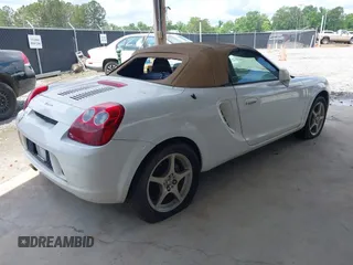 2003 Toyota MR2 z VIN JTDFR320430063623, wystawiony jako IAAI lot #42255385 z przebiegiem 140 134 mil mil oraz . Historia ofert i sprzedaży dostępna na DreamBid. Obrazek 4.