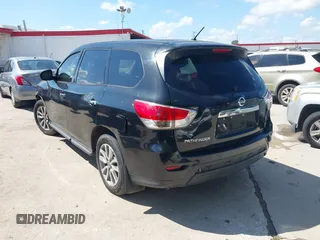 2015 Nissan Pathfinder SV with VIN 5N1AR2MN2FC642105, listed as a IAAI auction lot 42580343 with 228,957 mi miles and . Bid and sale history available at DreamBid. Image 3.