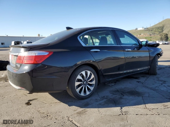 2015 Honda Accord Hybrid Touring with VIN 1HGCR6F78FA009060, listed as a Copart auction lot 50250565 with 177,101 mi miles and Salvage Title. Bid and sale history available at carsss.com. Image 3.
