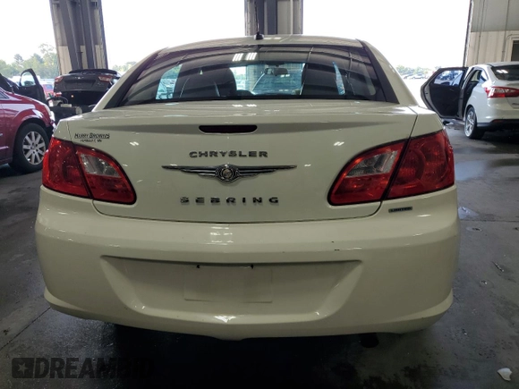 2010 Chrysler Sebring Limited z VIN 1C3CC5FD8AN162043, wystawiony jako Copart lot #68384784 z przebiegiem 71 477 mil mil oraz Szkoda całkowita • Salvage title. Historia ofert i sprzedaży dostępna na DreamBid. Obrazek 6.