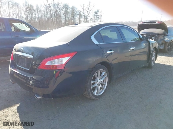 2011 Nissan Maxima 3.5 SV w/Premium Pkg with VIN 1N4AA5AP5BC840454, listed as a IAAI auction lot 41611411 with 268,147 mi miles. Bid and sale history available at carsss.com. Image 4.