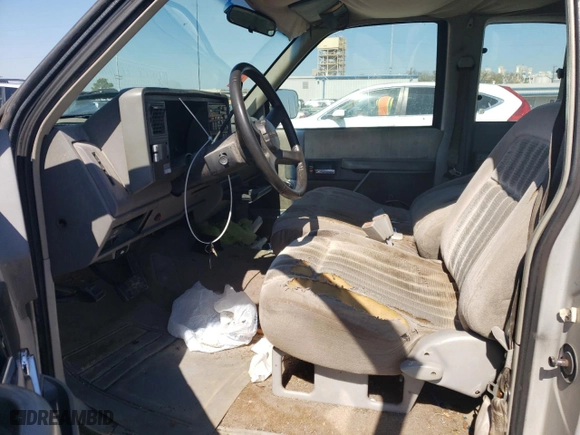 1994 Chevrolet C/K 1500 with VIN 2GCEC19Z7R1317232, listed as a Copart auction lot 48785155 with 178,889 mi miles and Salvage Title. Bid and sale history available at carsss.com. Image 7.