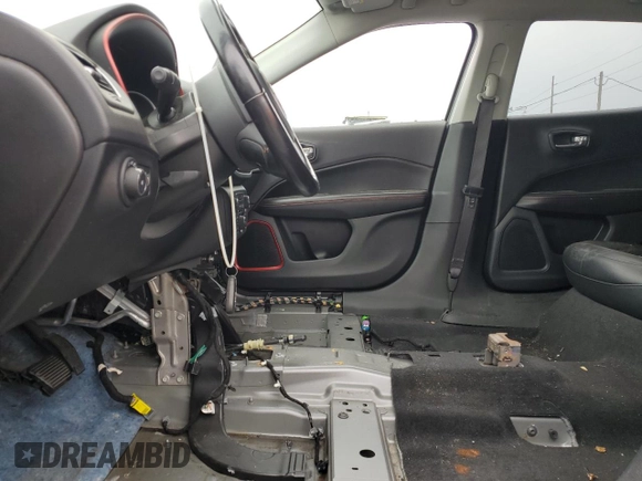 2019 Jeep Compass Trailhawk с VIN 3C4NJDDB6KT800037, выставлен на аукционе Copart как лот 58855295 с пробегом Не указан миль и Чистый • Clean title. История ставок и продаж доступна на DreamBid. Изображение 7.