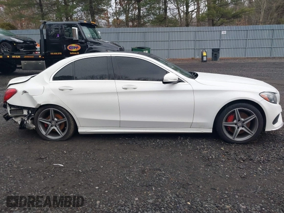 2015 Mercedes-Benz C-Class C 400 with VIN 55SWF6GB9FU011462, listed as a IAAI auction lot 41649304 with 123,915 mi miles. Bid and sale history available at carsss.com. Image 13.