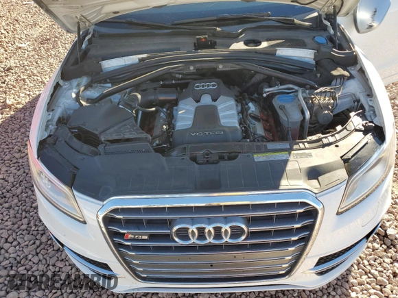 2014 Audi SQ5 Premium Plus z VIN WA1CGAFP5EA113196, wystawiony jako Copart lot #87652935 z przebiegiem 133 343 mil mil oraz Szkoda całkowita • Salvage title. Historia ofert i sprzedaży dostępna na DreamBid. Obrazek 12.