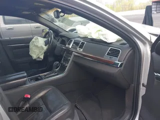 2010 Lincoln MKS с VIN 1LNHL9DR9AG616257, выставлен на аукционе IAAI как лот 41953159 с пробегом 143 308 миль миль и . История ставок и продаж доступна на DreamBid. Изображение 5.