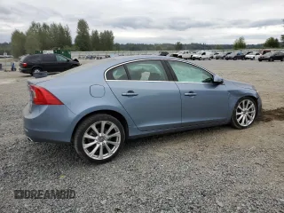 2017 Volvo S60 Inscription z VIN LYV402TK4HB127567, wystawiony jako Copart lot #66991914 z przebiegiem Nie podano mil oraz Szkoda całkowita • Salvage title. Historia ofert i sprzedaży dostępna na DreamBid. Obrazek 3.