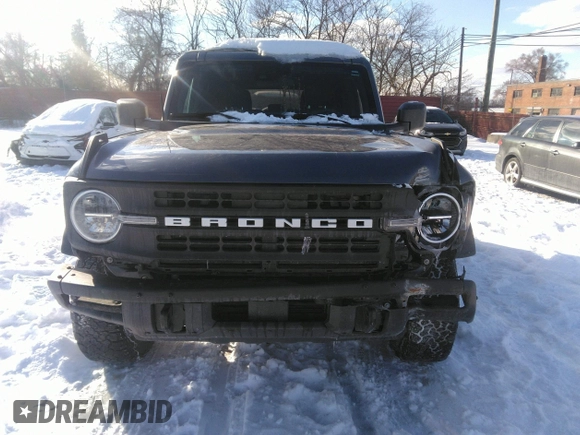 2022 Ford Bronco with VIN 1FMDE5BH4NLA84313, listed as a IAAI auction lot 41600748 with 35,408 mi miles and . Bid and sale history available at DreamBid. Image 12.