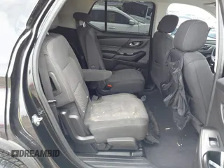 2018 Chevrolet Traverse LT Cloth with VIN 1GNEVGKW9JJ281915, listed as a IAAI auction lot 41943572 with 48,569 mi miles. Bid and sale history available at carsss.com. Image 8.