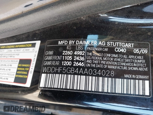 2010 Mercedes-Benz E-Class E 350 Luxury with VIN WDDHF5GB4AA034028, listed as a IAAI auction lot 42044612 with 202,113 mi miles. Bid and sale history available at carsss.com. Image 9.