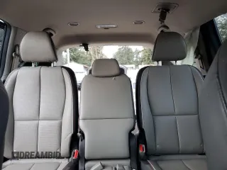 2018 Kia Sedona EX with VIN KNDMC5C13J6390021, listed as a Copart auction lot 43594355 with 101,305 mi miles and Salvage Title. Bid and sale history available at carsss.com. Image 10.