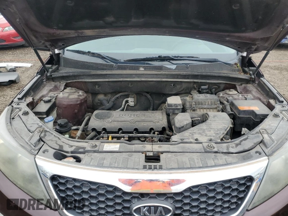 2011 Kia Sorento LX with VIN 5XYKT4A16BG166437, listed as a Copart auction lot 54085565 with 267,364 mi miles and Clean Title. Bid and sale history available at carsss.com. Image 12.