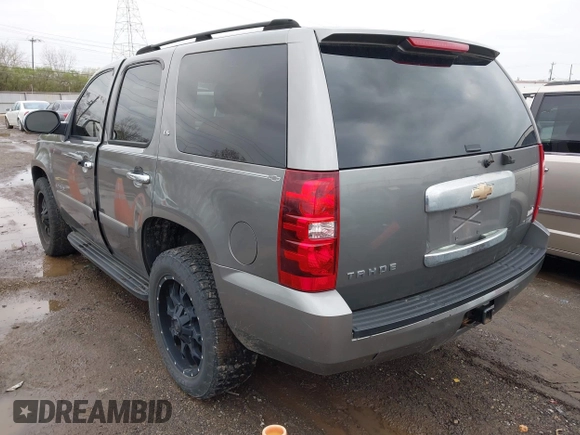 2007 Chevrolet Tahoe LT with VIN 1GNFC13077J278764, listed as a IAAI auction lot 41927809 with 211,943 mi miles and . Bid and sale history available at DreamBid. Image 3.
