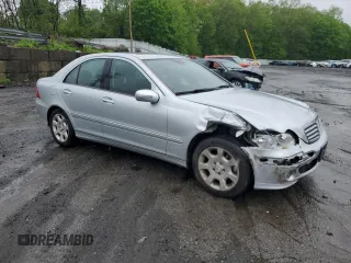 2006 Mercedes-Benz C 280 Luxury with VIN WDBRF92H96F815024, listed as a Copart auction lot 55578365 with 178,356 mi miles and Salvage title. Bid and sale history available at DreamBid. Image 4.