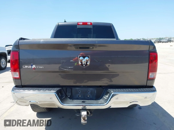 2016 Ram 1500 Lone Star z VIN 1C6RR6LT5GS209519, wystawiony jako IAAI lot #41983512 z przebiegiem 197 647 mil mil oraz . Historia ofert i sprzedaży dostępna na DreamBid. Obrazek 16.