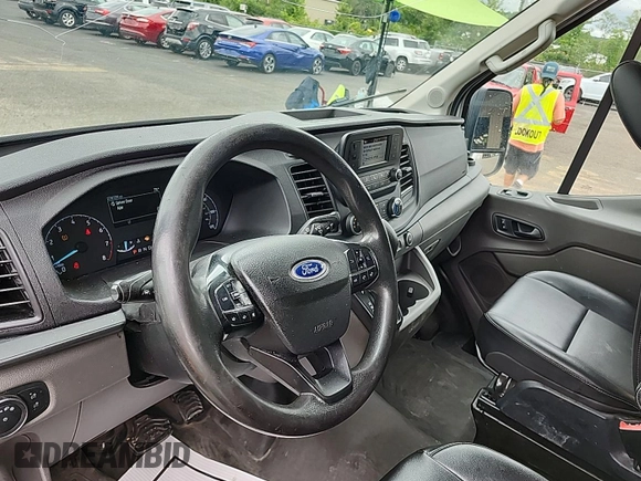 2020 Ford Transit Cargo с VIN 1FTYE1C89LKA17335, выставлен на аукционе IAAI как лот 42610416 с пробегом 276 728 миль миль и . История ставок и продаж доступна на DreamBid. Изображение 13.