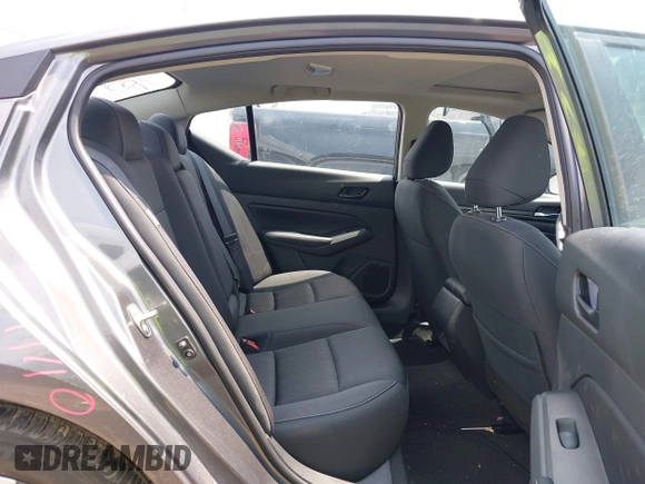 2024 Nissan Altima SV z VIN 1N4BL4DV0RN400448, wystawiony jako IAAI lot #42087763 z przebiegiem 8 749 mil mil oraz . Historia ofert i sprzedaży dostępna na DreamBid. Obrazek 8.