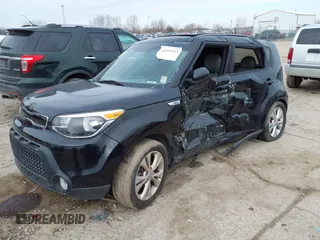 2015 Kia Soul + with VIN KNDJP3A58F7805840, listed as a IAAI auction lot 41533211 with 98,992 mi miles. Bid and sale history available at carsss.com. Image 2.
