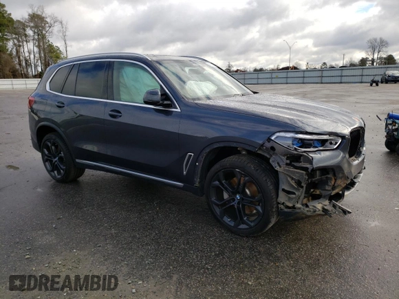 2019 BMW X5 xDrive40i with VIN 5UXCR6C52KLB12217, listed as a Copart auction lot 38102083 with 0 mi miles. Bid and sale history available at carsss.com. Image 4.