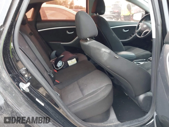 2015 Hyundai Elantra GT with VIN KMHD35LH3FU241149, listed as a IAAI auction lot 42163508 with 124,121 mi miles. Bid and sale history available at carsss.com. Image 8.