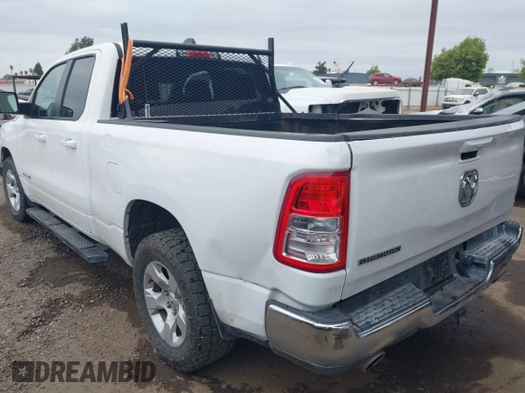 2021 Ram 1500 Lone Star z VIN 1C6RREBT5MN609716, wystawiony jako IAAI lot #42030146 z przebiegiem 74 074 mil mil oraz . Historia ofert i sprzedaży dostępna na DreamBid. Obrazek 3.