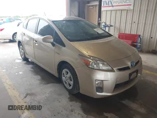 2011 Toyota Prius I with VIN JTDKN3DU2B1447144, listed as a IAAI auction lot 41887553 with 104,860 mi miles. Bid and sale history available at carsss.com. Image 1.
