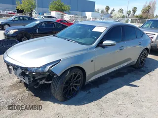 2023 Cadillac CT5 Luxury z VIN 1G6DW5RK7P0146345, wystawiony jako IAAI lot #41862152 z przebiegiem 18 902 mil mil oraz . Historia ofert i sprzedaży dostępna na DreamBid. Obrazek 18.