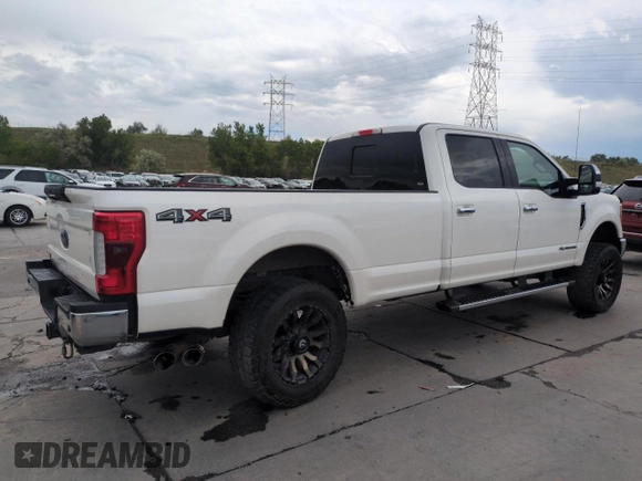 2017 Ford F-350 Platinum with VIN 1FT8W3BT1HEB31690, listed as a Copart auction lot 58369795 with 115,704 mi miles and Salvage title. Bid and sale history available at DreamBid. Image 3.