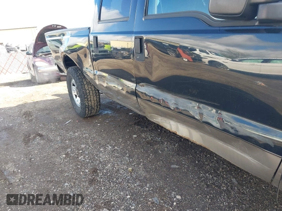 2005 Ford F-250 XL with VIN 1FTSW21515EB27458, listed as a IAAI auction lot 42209245 with 217,001 mi miles and . Bid and sale history available at DreamBid. Image 11.