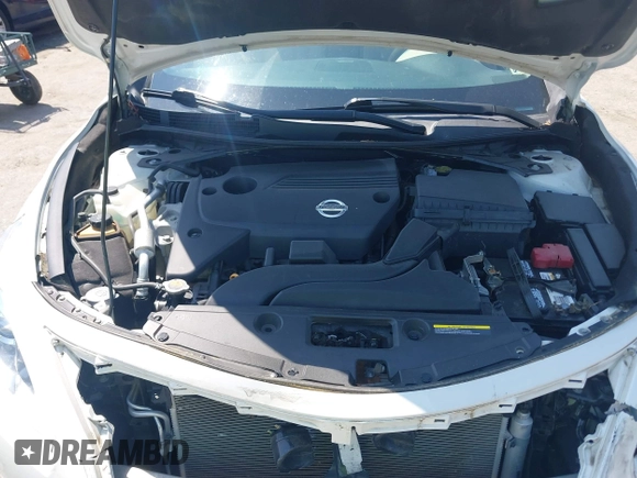 2015 Nissan Altima S with VIN 1N4AL3AP2FN399469, listed as a IAAI auction lot 42021456 with 33,885 mi miles and . Bid and sale history available at DreamBid. Image 10.