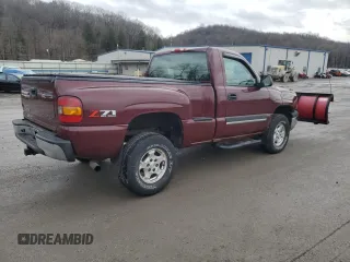 2003 Chevrolet Silverado 1500 LS with VIN 1GCEK14V33Z126249, listed as a Copart auction lot 84754524 with 105,267 mi miles and Salvage Title. Bid and sale history available at DreamBid. Image 3.