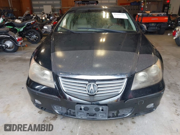 2005 Acura RL with VIN JH4KB16525C014577, listed as a IAAI auction lot 42191120 with 188,720 mi miles and . Bid and sale history available at DreamBid. Image 6.