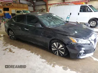 2019 Nissan Altima SL with VIN 1N4BL4EV5KC119634, listed as a Copart auction lot 47808595 with 191,065 mi miles and Salvage Title. Bid and sale history available at DreamBid. Image 4.