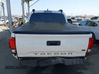 2020 Toyota Tacoma SR5 with VIN 3TMAZ5CN8LM118099, listed as a IAAI auction lot 42462393 with 44,795 mi miles and . Bid and sale history available at DreamBid. Image 16.