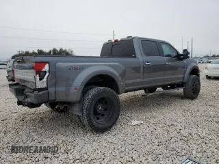 2022 Ford Super Duty F-450 DRW XL with VIN 1FT8W4DT8NEC09929, listed as a Copart auction lot 46081755 with 32,915 mi miles and Salvage Title. Bid and sale history available at carsss.com. Image 3.