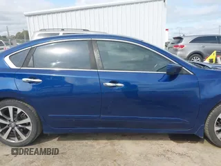 2016 Nissan Altima SR with VIN 1N4AL3AP2GC264800, listed as a IAAI auction lot 41968704 with 141,992 mi miles and . Bid and sale history available at carsss.com. Image 14.
