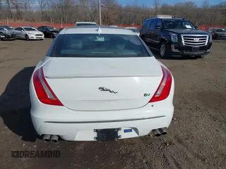 2015 Jaguar XJ with VIN SAJWA2EK9FMV87430, listed as a IAAI auction lot 41408797 with 101,147 mi miles and . Bid and sale history available at DreamBid. Image 16.