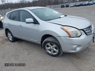 2013 Nissan Rogue S with VIN JN8AS5MTXDW043607, listed as a IAAI auction lot 41795965 with 132,741 mi miles. Bid and sale history available at carsss.com. Image 1.
