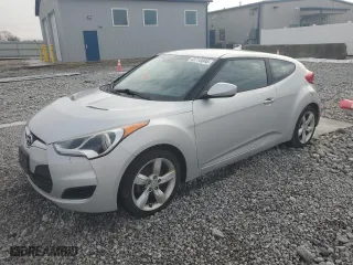 2014 Hyundai Veloster with VIN KMHTC6ADXEU189342, listed as a Copart auction lot 43715045 with 133,671 mi miles and Salvage Title. Bid and sale history available at carsss.com. Image 1.